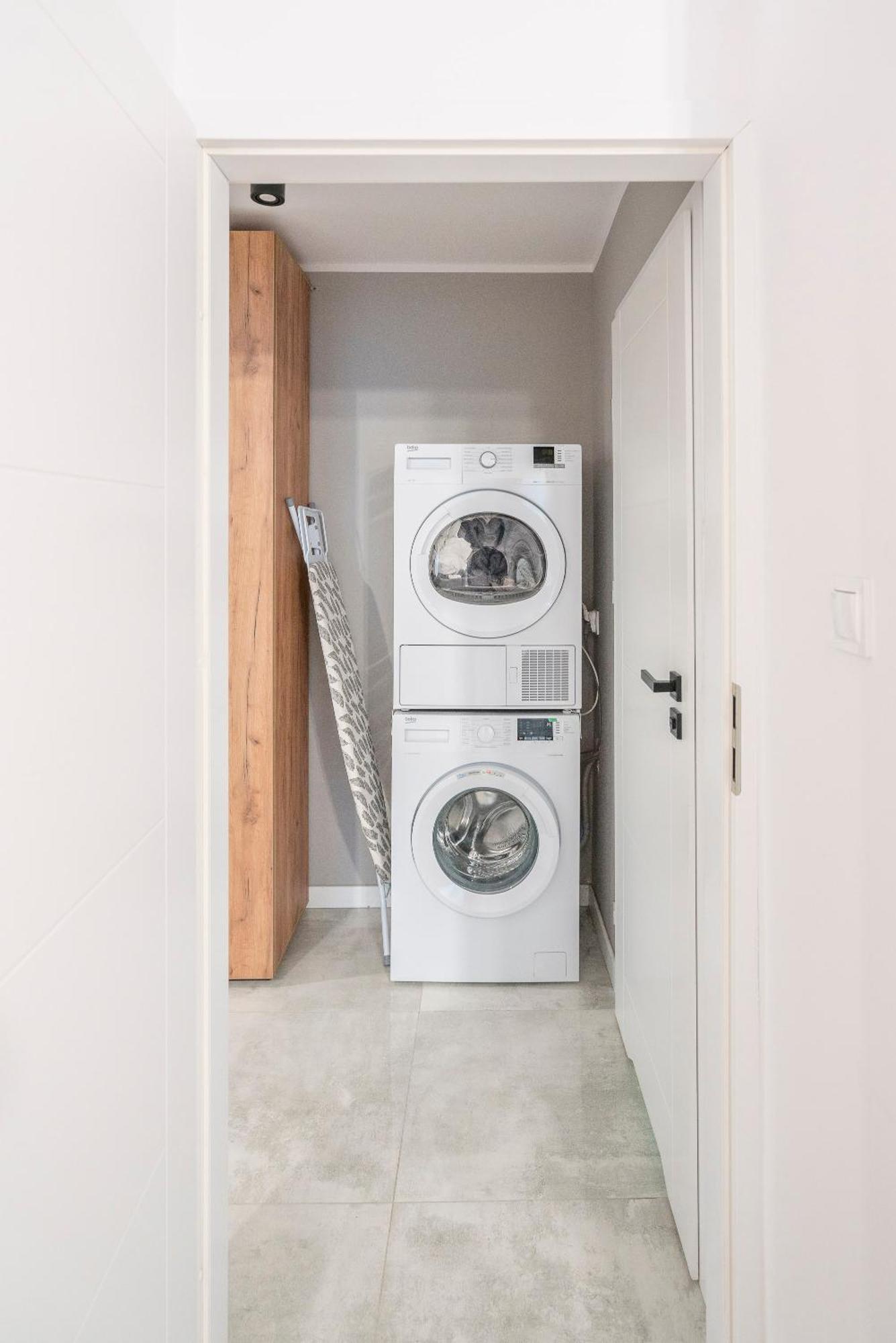 Stylowy Apartament Blue Self Check In 24H Вроцлав Экстерьер фото