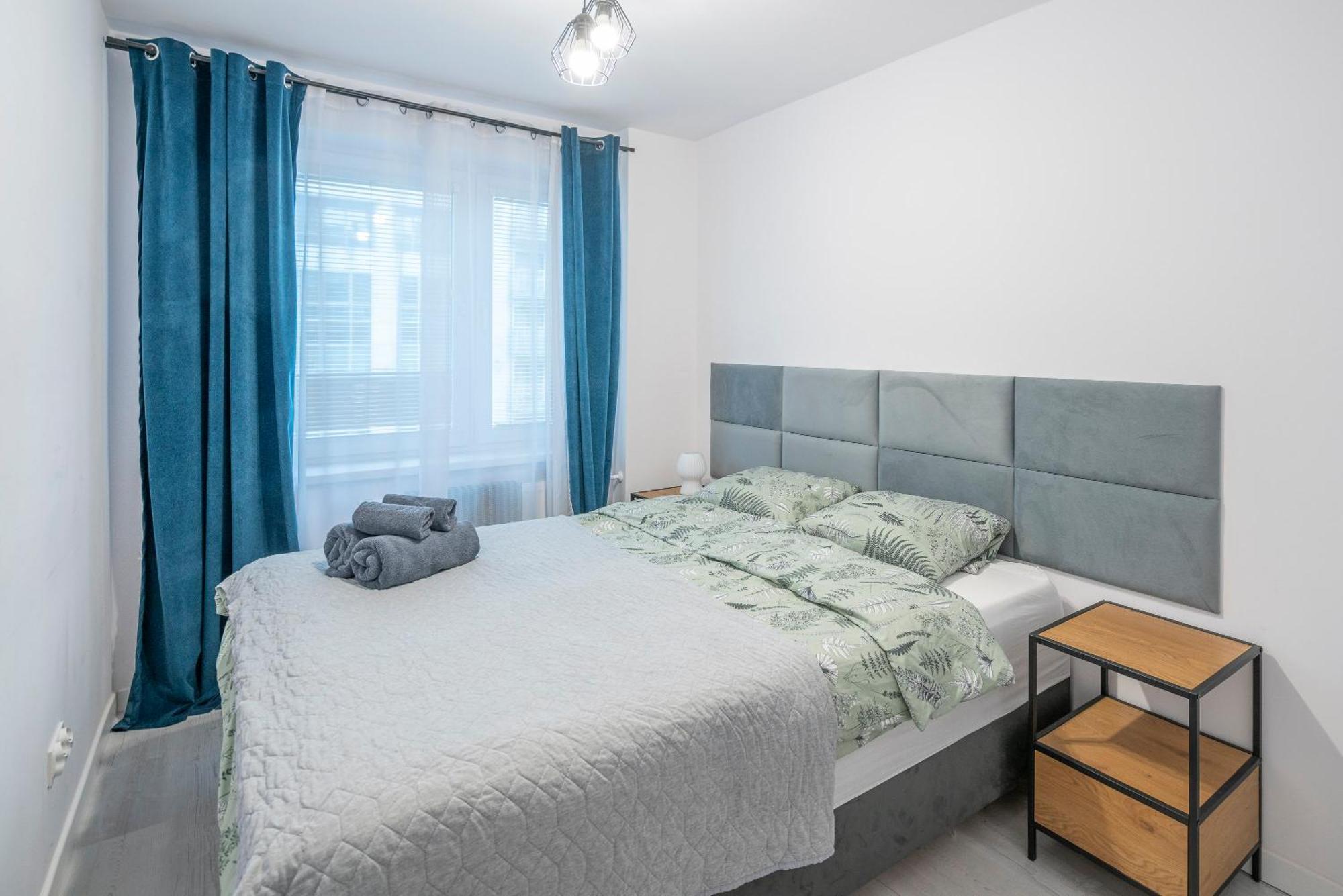 Stylowy Apartament Blue Self Check In 24H Вроцлав Экстерьер фото